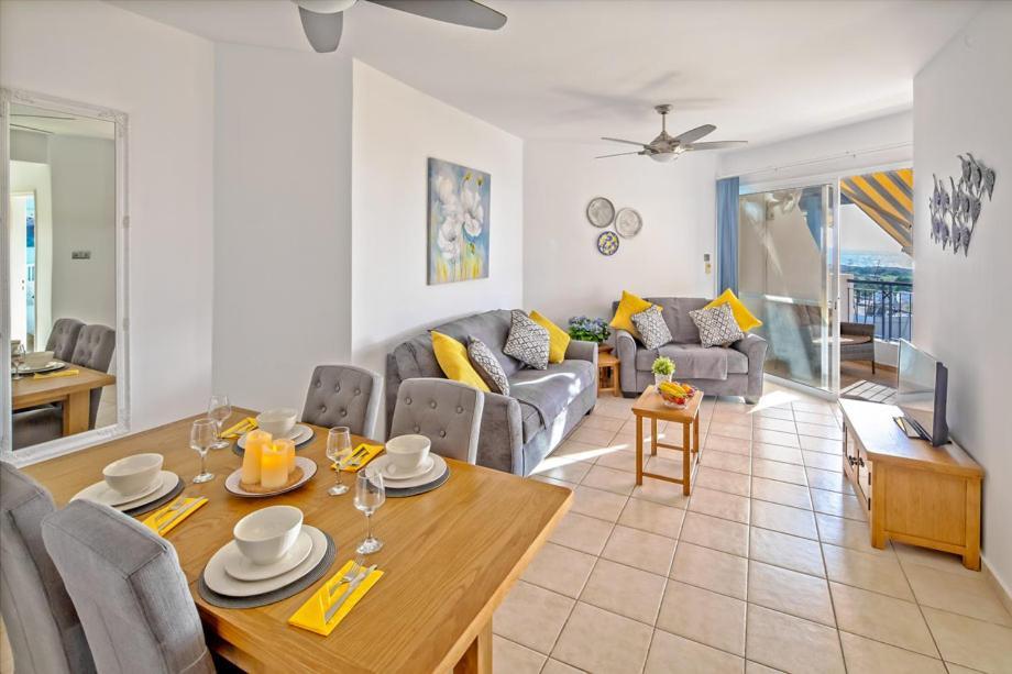 207 Kings Palace Seaview Pafos Exterior foto